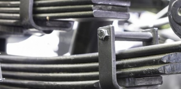 Como escolher o feixe de mola ideal para seu caminhão